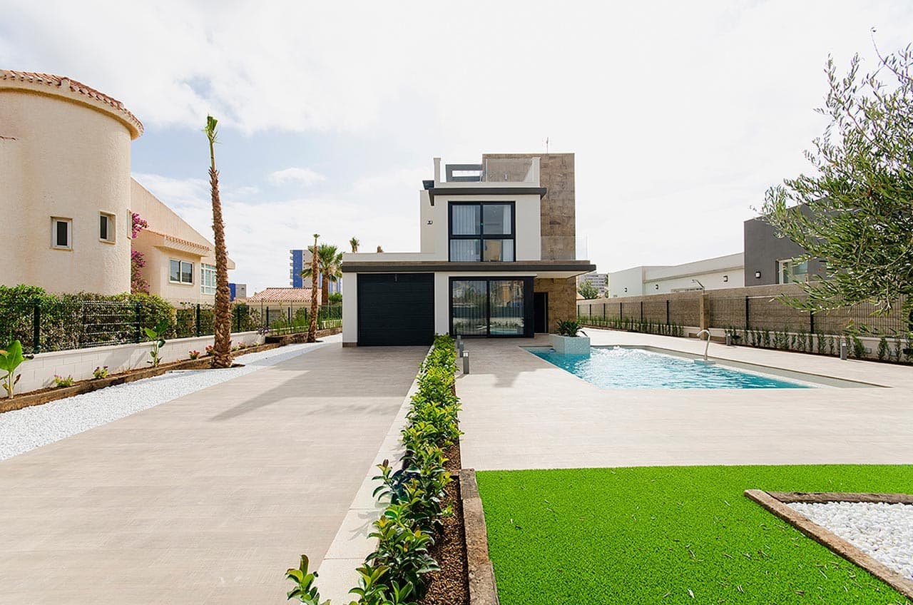 Villa in Orihuela Costa